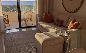 Seaview Serenity Apartment