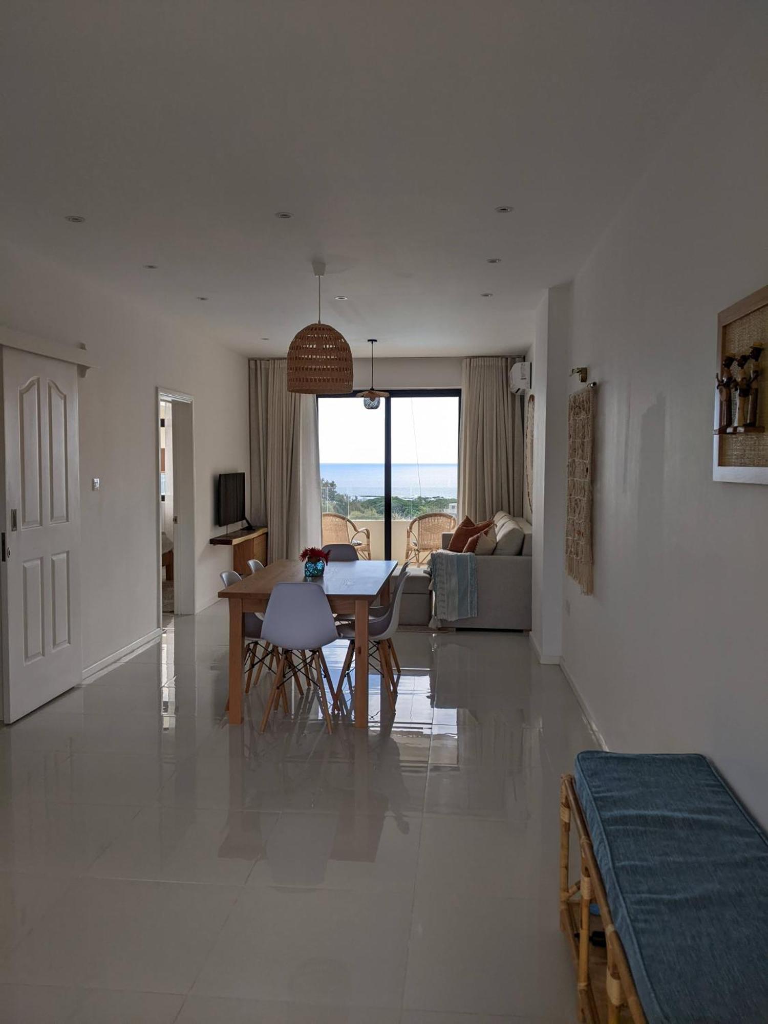 Seaview Serenity Apartment Flic-en-Flacq Extérieur photo
